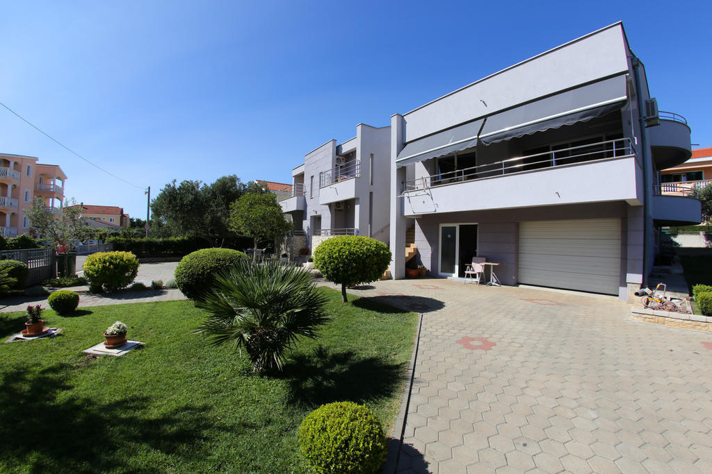 Apartmani Ukalovic Zadar Exterior photo